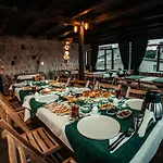 Bed & Breakfast Vanessa Cave House