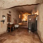 Bed & Breakfast Vanessa Cave House