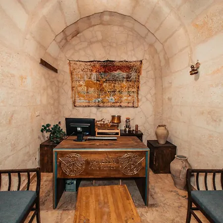 Vanessa Cave House *